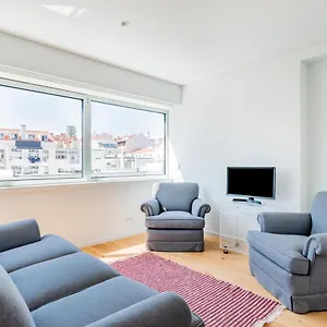 estrela-modern-flat-infante-santo.hotels-lisbon-portugal.com/